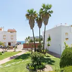 Benalmadena: adosado con piscina y jardin