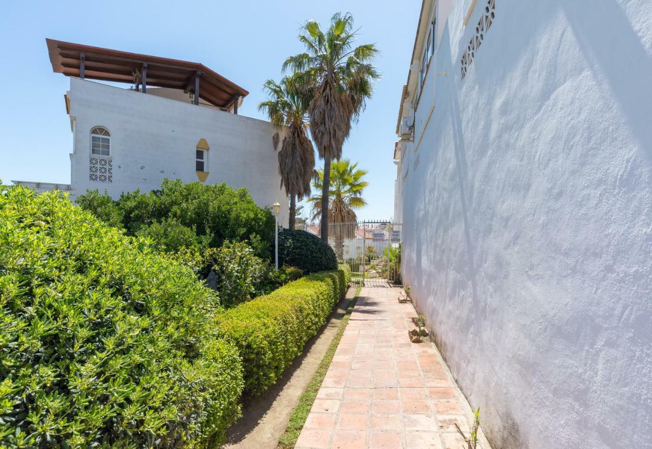 Сasa de vacaciones Benalmadena: Adosado Con Piscina Y Jardin